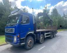 2009 Volvo FM400 8X4 HIAB Flat Bed Truck